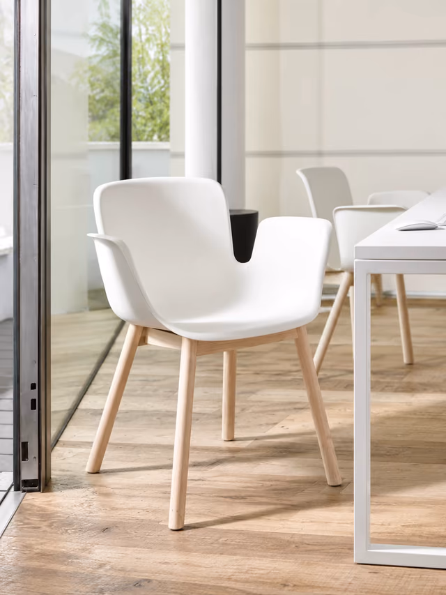 Cappellini Juli collection