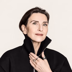Claire Vos