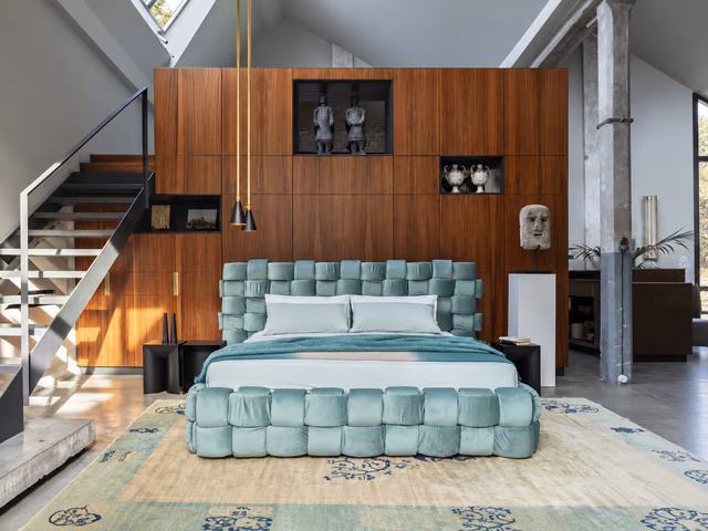 Flirt Bed by Mogg