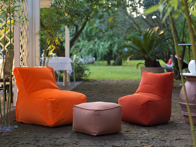Morfino Lounge Chair and Ottoman by Casamania
