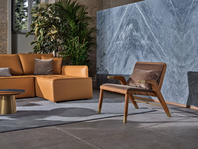 Lady Armchair by Bontempi