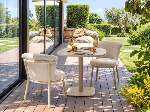 James Dining Table 80 × 80 by Talenti
