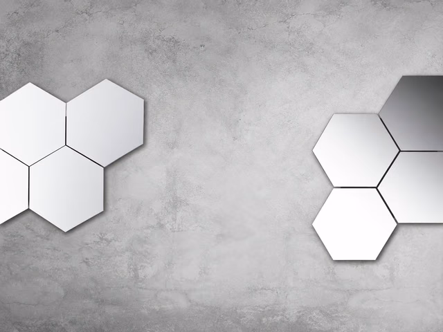 Geometrika Mirror by Pianca
