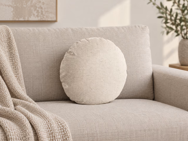 Cushion CU81 by Nicoline