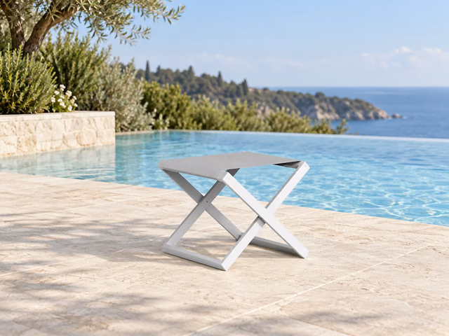 Touch Ottoman by Talenti