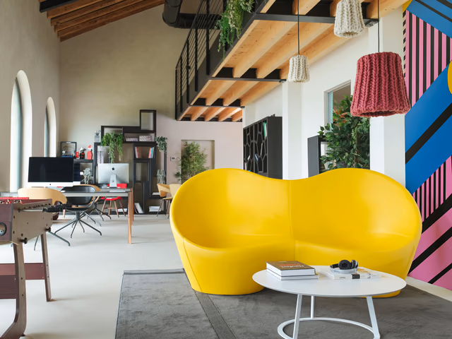 Kouch Sofa by Casamania