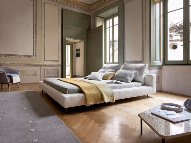 Owen Double Bed by Bonaldo