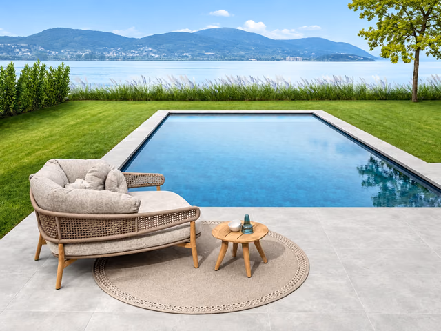 Moon//Teak Daybed by Talenti
