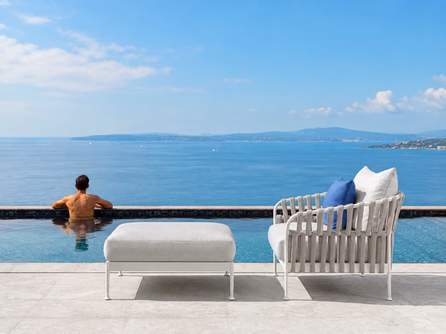 Frame Ottoman by Talenti