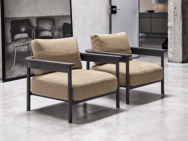 Hood Armchair by Tomasella