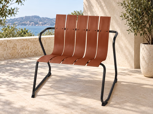 Ocean Lounge Chair — Burnt Red by Mater