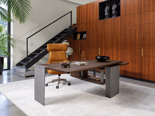 Wall Street Desk by Arketipo