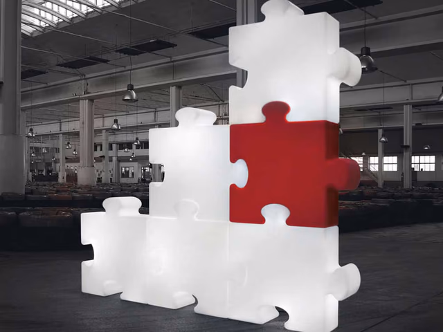 Puzzle Corner Lamp by Slide