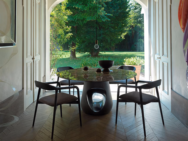 Velasca Chair by Casamania