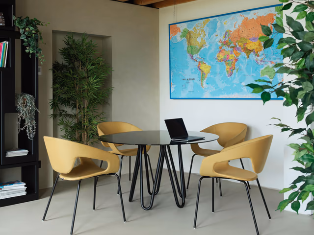 Meduse Glass Dining Table by Casamania