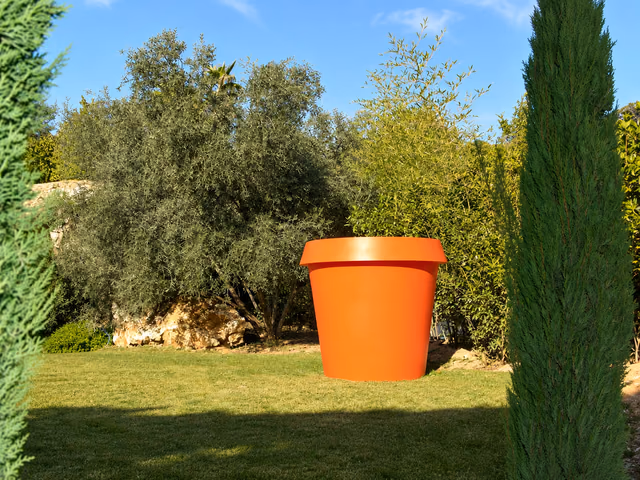 Big Giò Planter by Slide