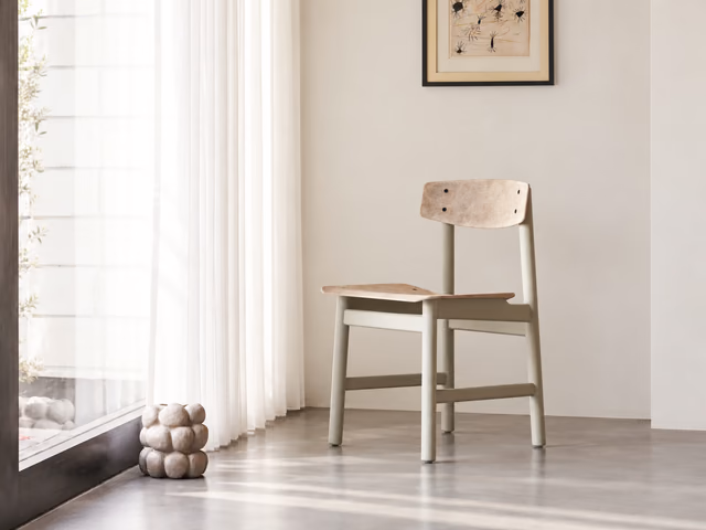 Conscious Chair 3162 — Grey Painted Beech and Wood Waste Grey by Mater