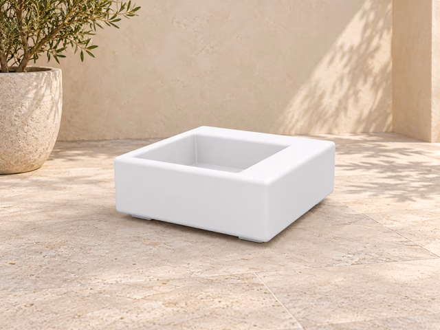 Kes Planter by Vondom