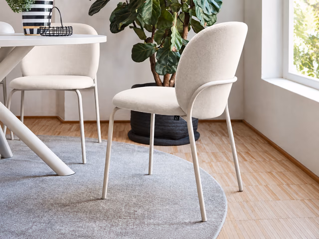 Cozy Mid Chair by Connubia