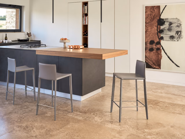 Linda Bar Stool by Bontempi