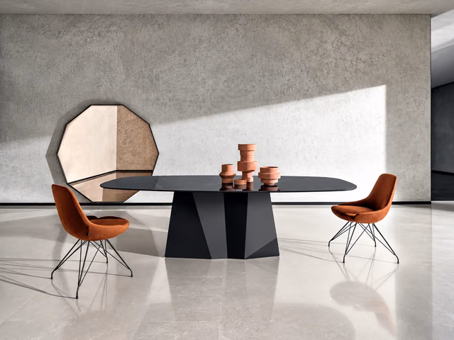 Grandeod Table by Sovet