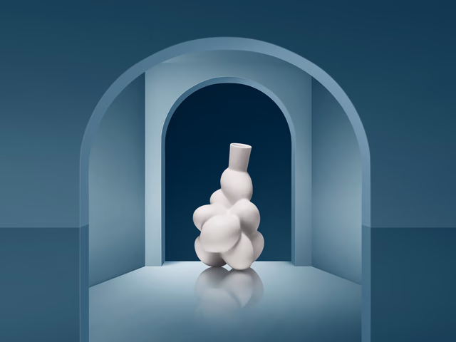 Egg Vase by Moooi