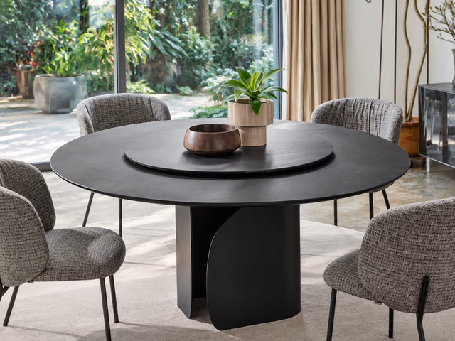 Susan Rotating Tray by Calligaris