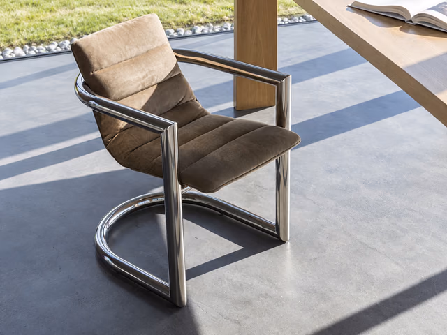 Jumbo Chair by Mogg