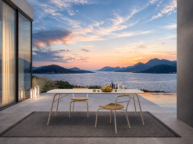Eolo Outdoor Dining Table by Pianca