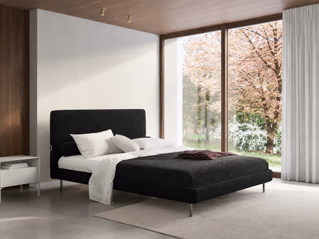 Mies Bed by Calligaris