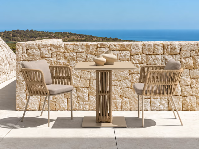 Cliff Dining Table 90 × 90 by Talenti