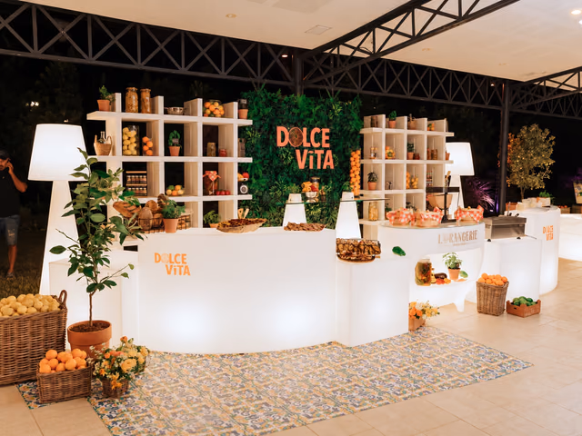 Snack Bar Counter by Slide