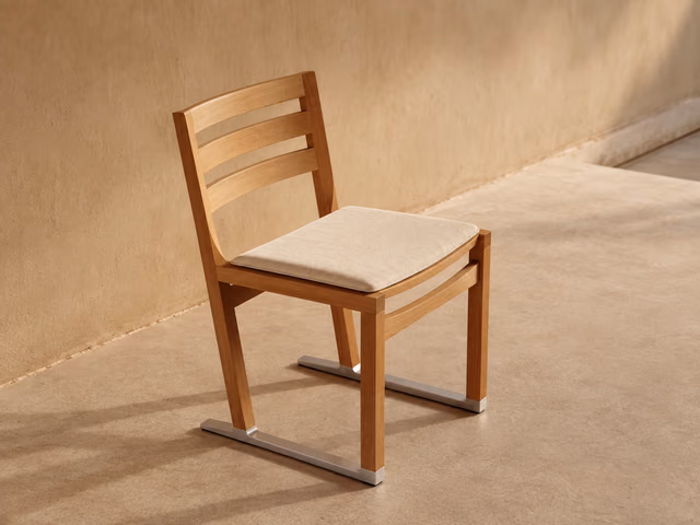 Outdoor Lean Chair by Bensen
