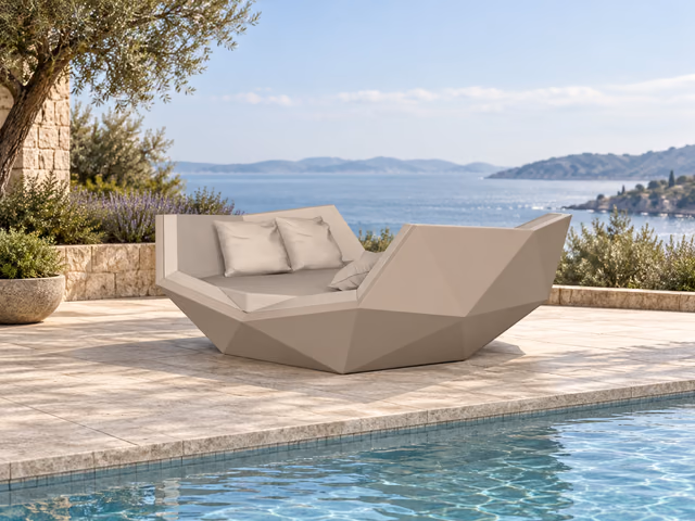Iglu Daybed by Vondom