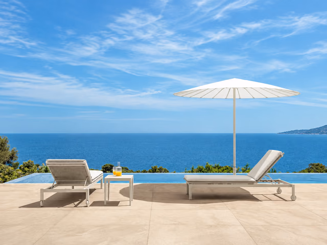 Dolcevita//Alu Sunbed by Talenti