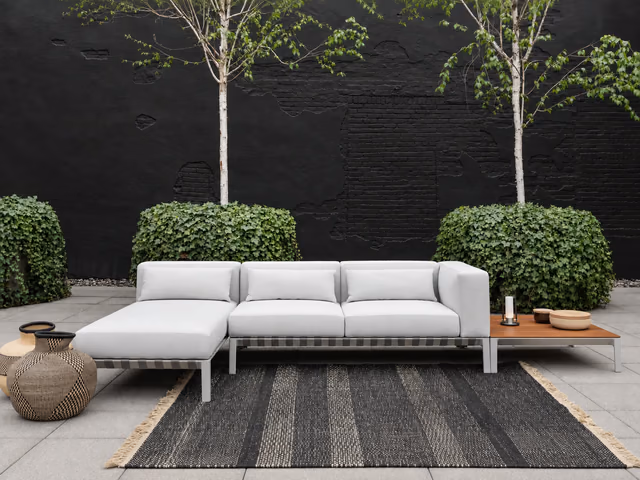 Outdoor Able Sofa by Bensen