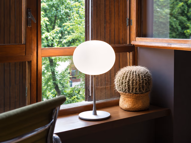 Glo-Ball Table Lamp by Flos