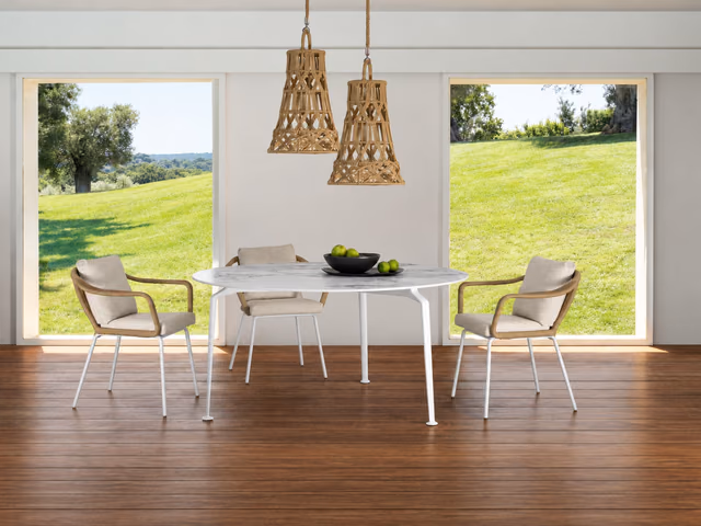 Cruise//Alu D150 Round Dining Table by Talenti