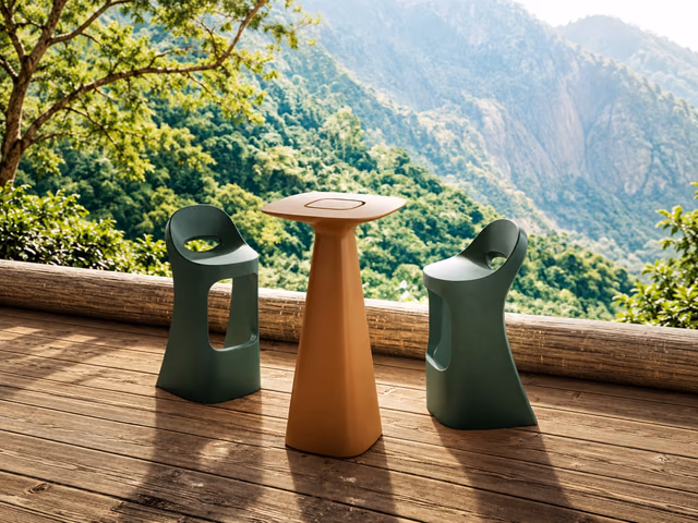 Amélie Sit Up Stool by Slide