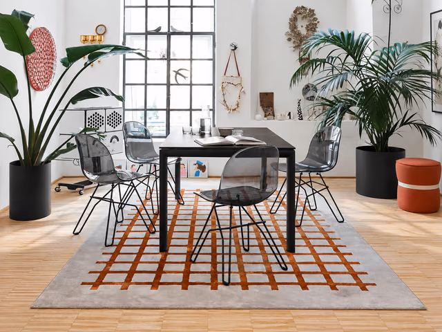 Academy Chair, Polycarbonate, Crossed Rod Base by Connubia