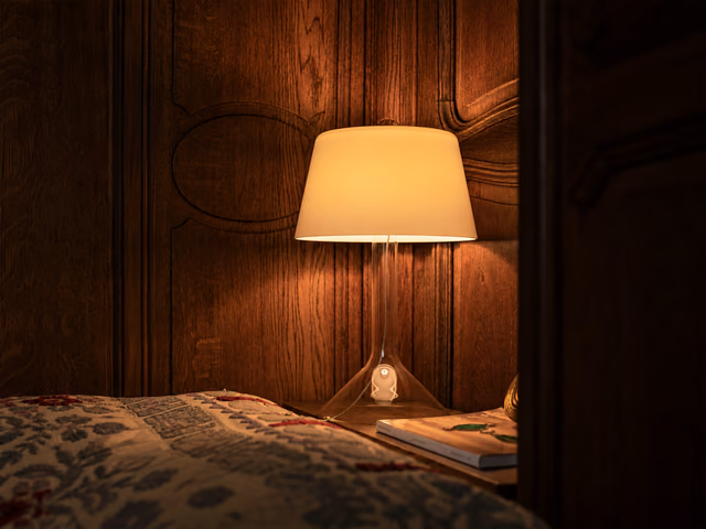 Chapeaux V Table Lamp by Foscarini
