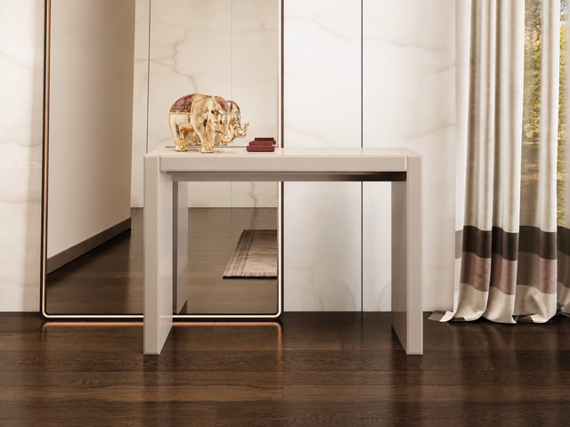 Avantgarde Console by Reflex