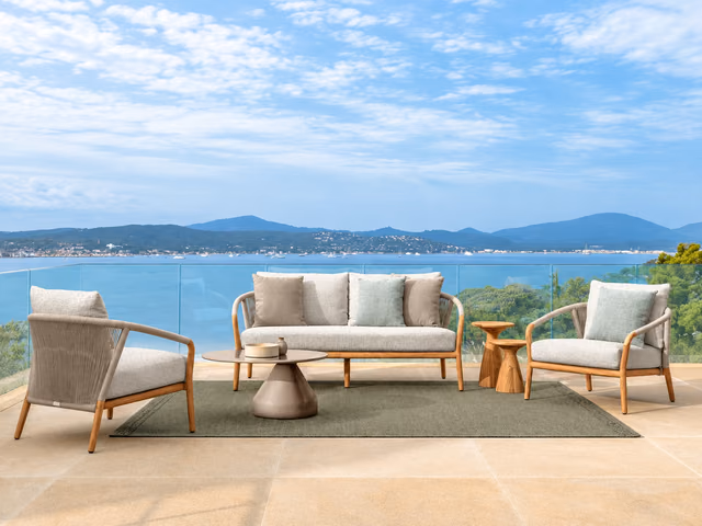 Parker Sofa by Talenti