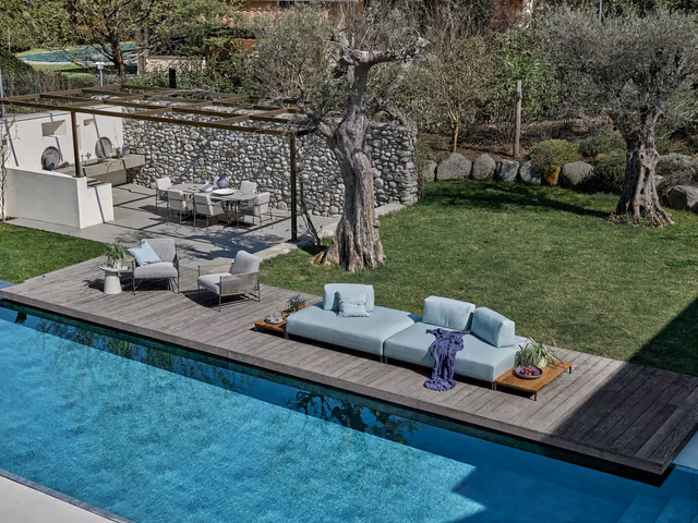 Sanders Air Outdoor Sofa by Ditre Italia
