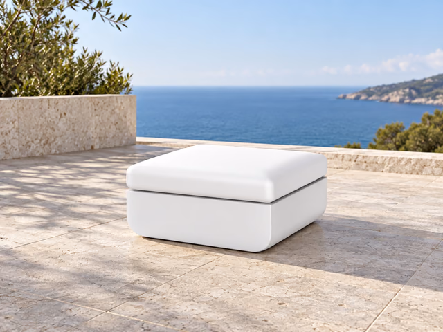 Ulm Ottoman by Vondom
