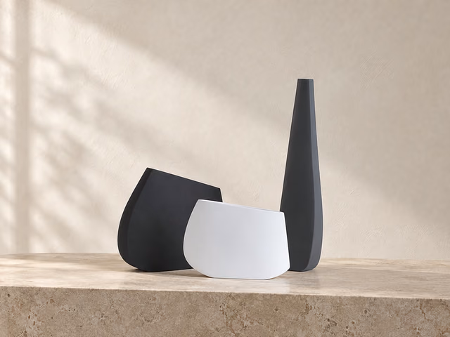 Monolite Medio Vase by Kose