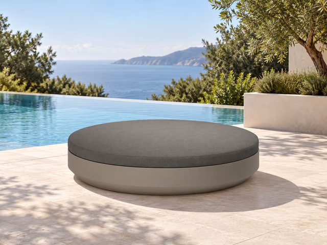 Vela Round Daybed by Vondom
