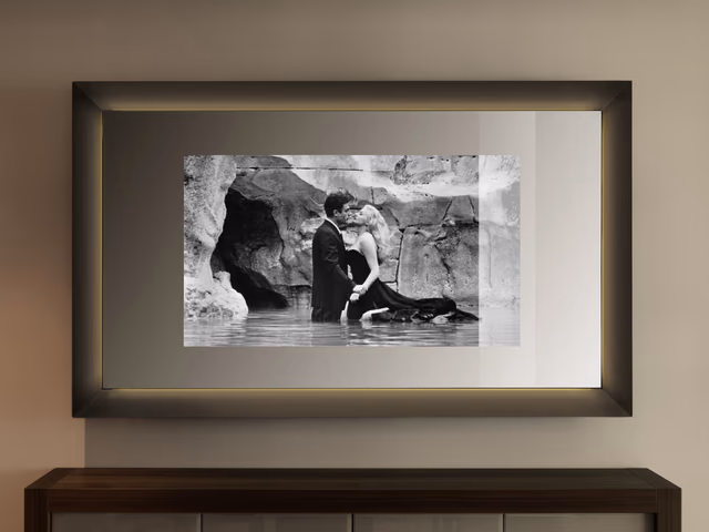 Prisma Specchio TV Mirror by Reflex