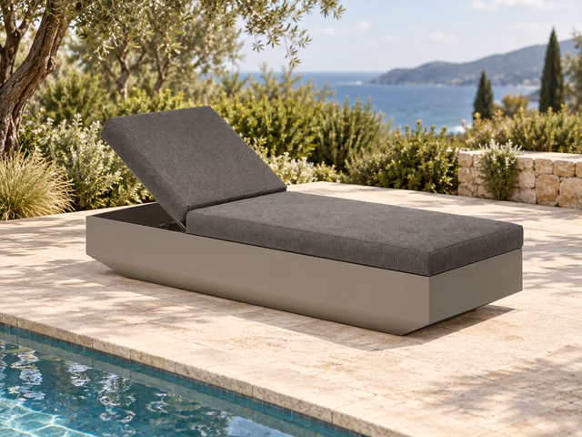 Vela Sunbed by Vondom
