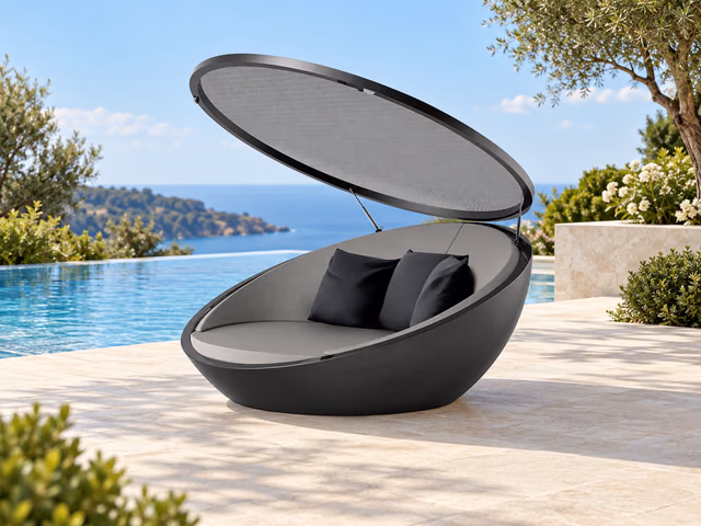 Ulm Daybed With Hinged Canopy by Vondom
